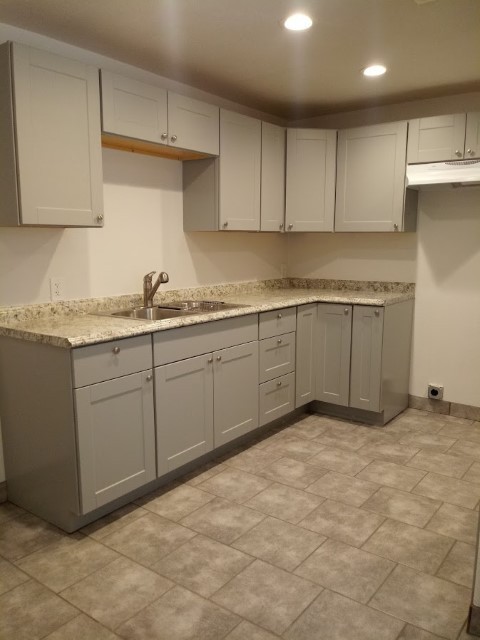 2 beds, 1 bath, $1,675