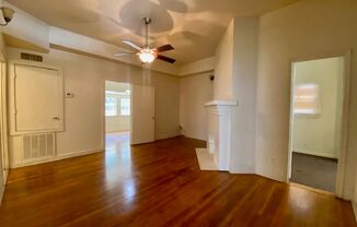 3 beds, 1 bath, $700