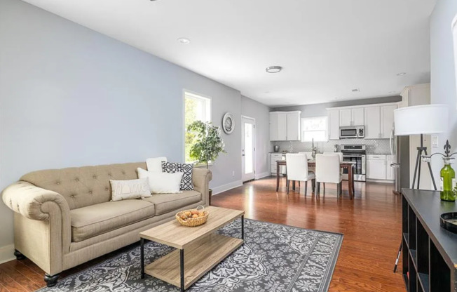Spacious 5BR/3.5 BA Renovated Home Near Beltline with Off-Street Parking