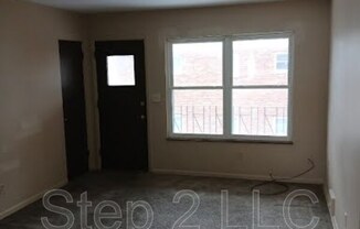 228 S SAINT CLAIR ST