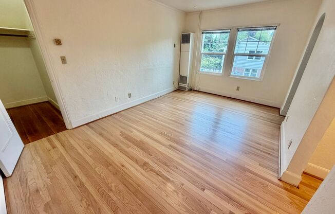 T0108 - Laurelview Apartments