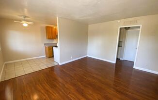1 BED 1 BATH 540 SQ FT APARTMENT SUPER CLOSE TO THE STRIP AND NORTH PREMIUM OUTLETS MALL, NEAR MANY RESTURANTS AND GROCERY STORES.