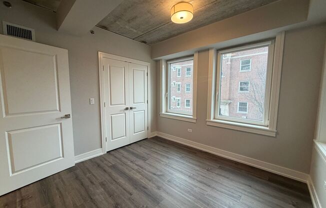 2 beds, 2 baths, 908 sqft, $3,550, Unit 952-205