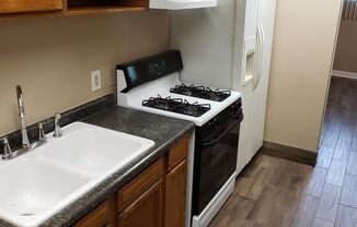 1 bed, 1 bath, $975