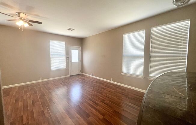 San Marcos: 3BD 2.5BA home for rent in Blanco River Village