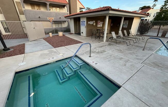 2 beds, 2 baths, $1,375, Unit UNIT D