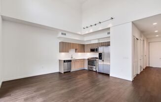 1 bed, 1 bath, 736 sqft, $2,895, Unit 310