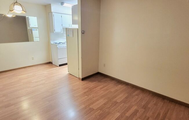 1 bed, 1 bath, $725, Unit 3A