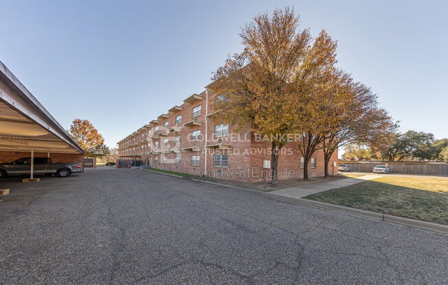1 bed, 1 bath, 650 sqft, $680, Unit 208