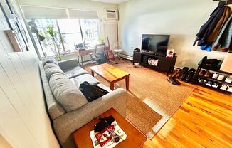 1 bed, 1 bath, 500 sqft, $1,850, Unit 12
