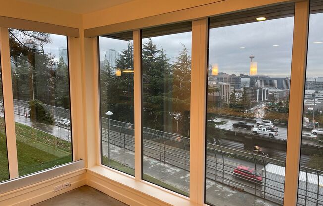 2 beds, 1 bath, 660 sqft, $2,895, Unit 210