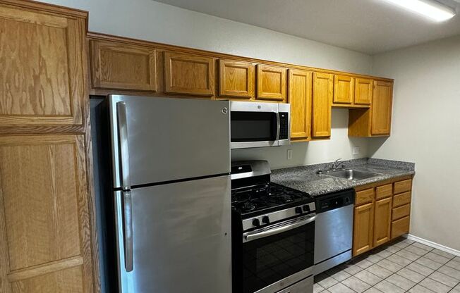 2 beds, 1 bath, 500 sqft, $2,295, Unit 1129-1