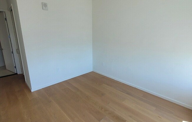 1 bed, 1 bath, 730 sqft, $3,500, Unit 3702