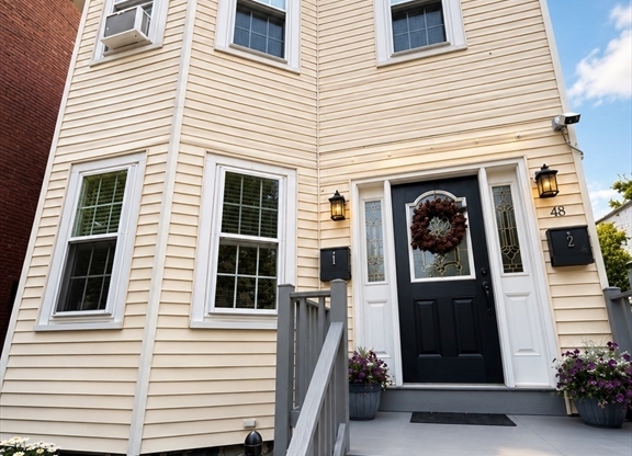 48 SHAWMUT ST
