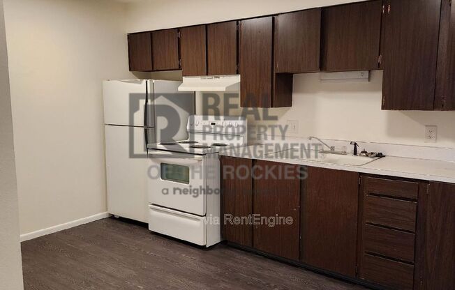 1 bed, 1 bath, 605 sqft, $895, Unit F301