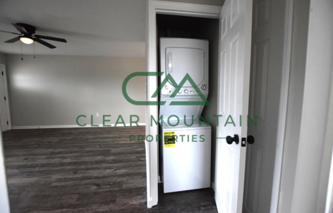 Move-in Special! Limited-Time Leasing Offer! **Newly Renovated 2 bedroom / 1 bathroom Townhome style Apartment located in Greenville!