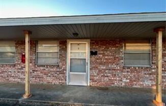 Moore Apartements and Duplexes