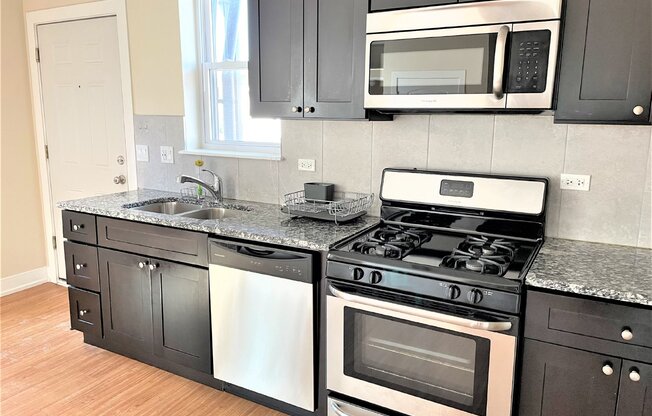 4750 North Kenneth Ave.