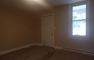 2 beds, 1.5 baths, $1,295