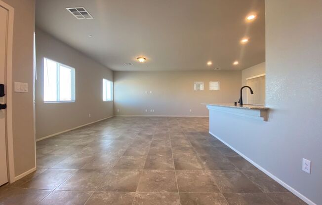 AMAZING GATED 3 BED 2.5 BATH 2 CAR GARAGE !