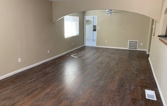 3 beds, 1 bath, $2,300