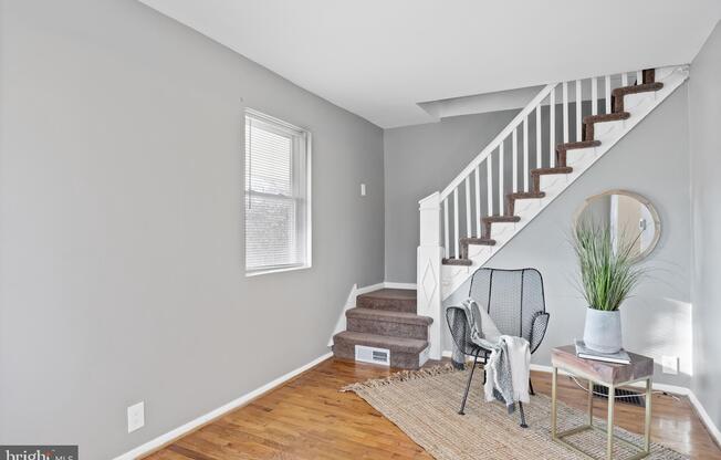 227 WHITTIER AVE