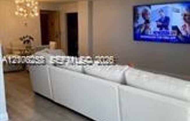 2 beds, 2 baths, $6,500, Unit # 1507