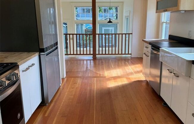 3Bd/1.75Ba Seattle House
