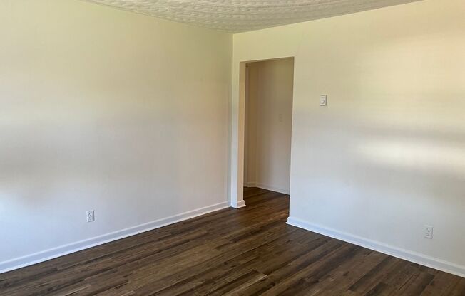 2 beds, 1 bath, 600 sqft, $1,175, Unit Post Avenue-826D