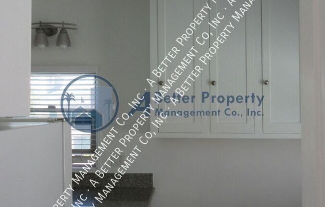 6108 E OCEAN BLVD