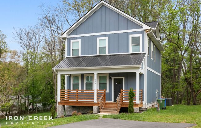 Stunning Three-Bedroom Home in Candler