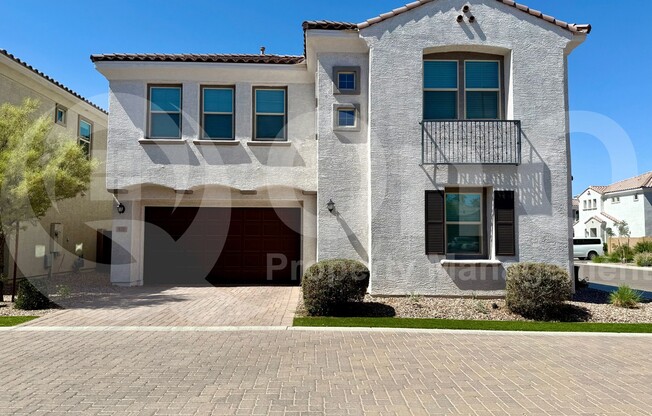 678 N BAY DR
