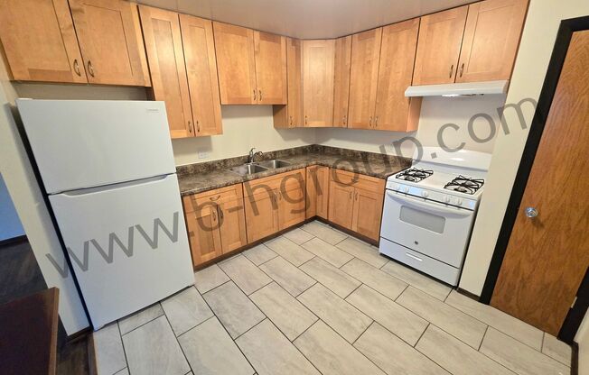 2 beds, 1 bath, 750 sqft, $995, Unit 2105-3