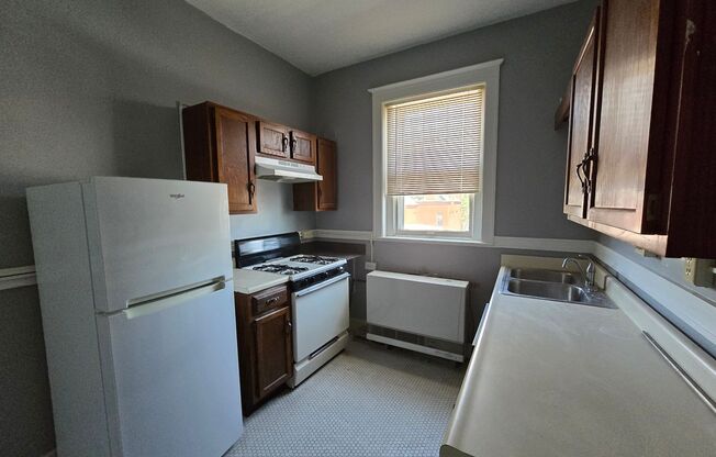 1 bed, 1 bath, 900 sqft, $950, Unit #27