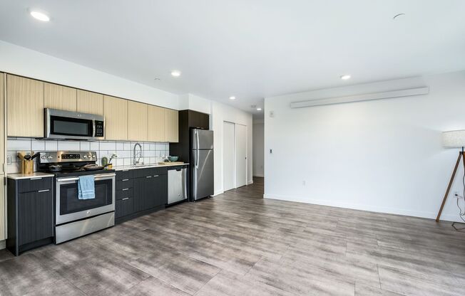 Studio, 1 bath, 456 sqft, $1,495, Unit 504