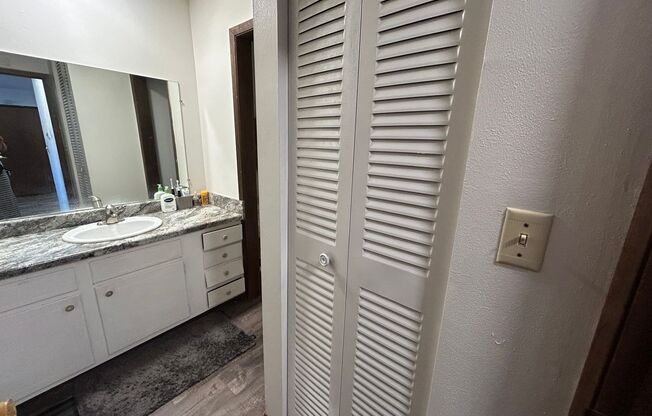 1 bed, 1 bath, $1,025, Unit 1