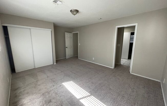 2 beds, 1.5 baths, $1,395