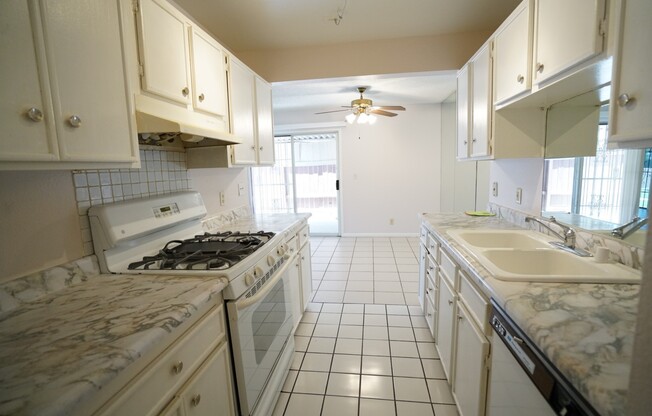 3619 Villa Knolls East