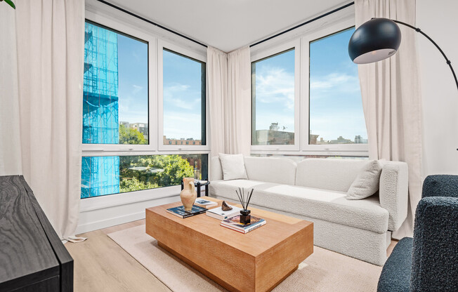 1 bed, 1 bath, $3,573, Unit 502