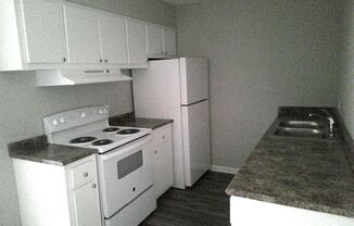 1 bed, 1 bath, $800, Unit Unit C8