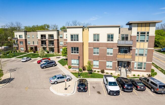 1 bed, 1 bath, 786 sqft, $1,450, Unit 315