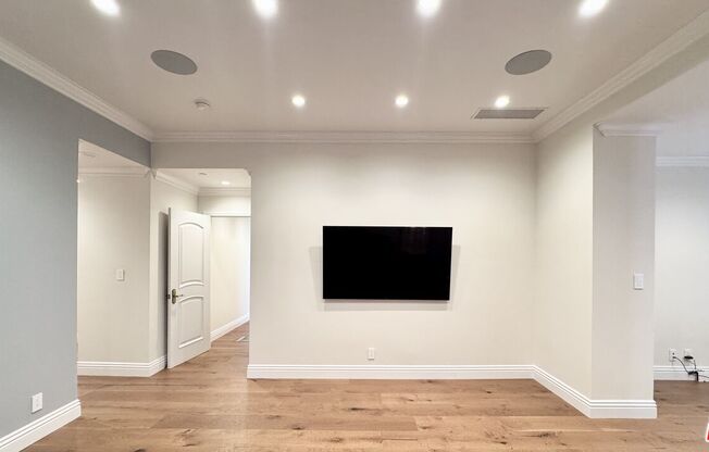3 beds, 3.5 baths, 2,814 sqft, $19,995, Unit 1605