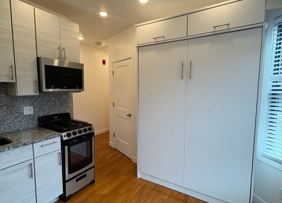Studio, 1 bath, $1,495, Unit 10