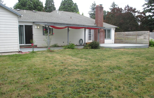 3 beds, 2 baths, $2,195