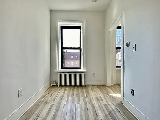 591 VANDERBILT AVE