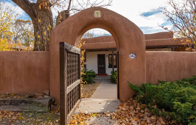 Santa Fe Authentic Home in Downtown Santa Fe!