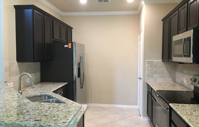 House for Lease in Heartland Area!