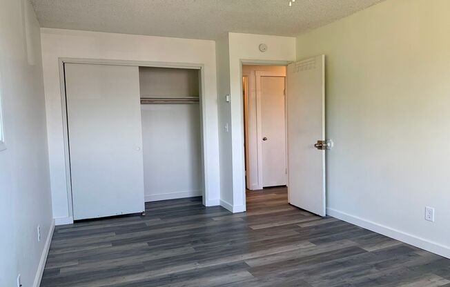 2 beds, 1 bath, 960 sqft, $1,498, Unit 2