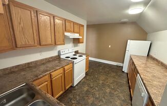 4 beds, 2 baths, 1,500 sqft, $1,800, Unit 3 A