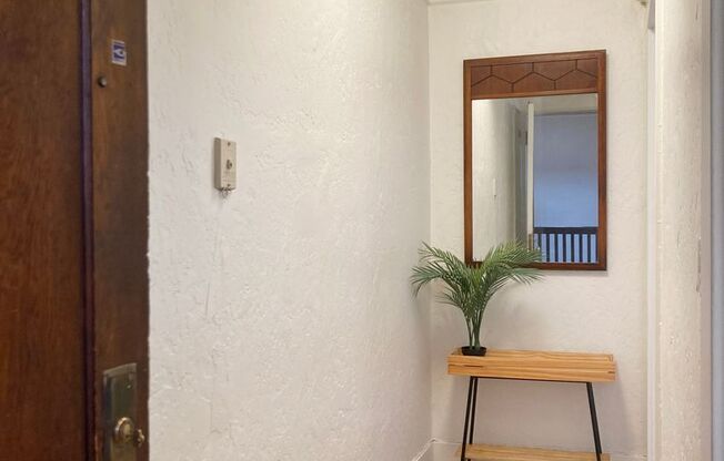 Studio, 1 bath, 335 sqft, $1,695, Unit Unit 301